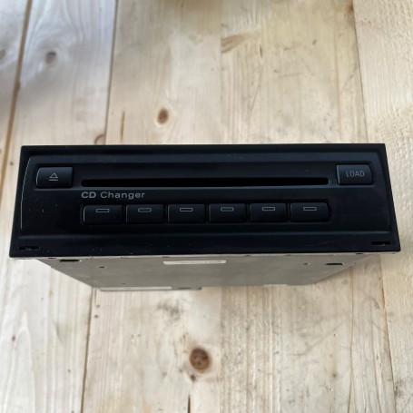 CARICATORE CD AUDI A6 AVANT dal 2004 al 2011