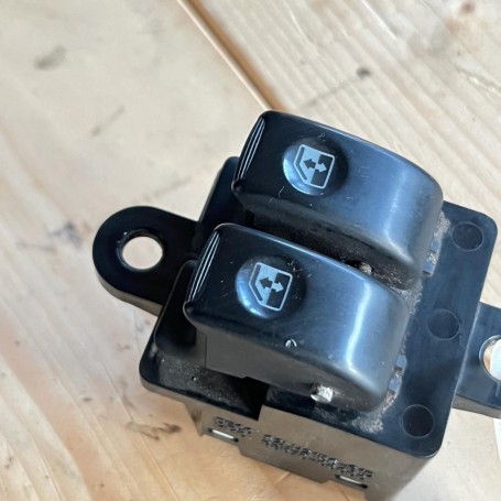 PULSANTI ALZACRISTALLI ANTERIORE SX HYUNDAI ATOS DAL 1997 AL 2008