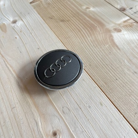 TAPPO COPRIMOZZO 61 MM BORCHIE CERCHI LEGA A1 A3 A4 A5 A6 Q5 Q7 GRIGIO