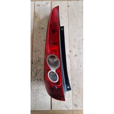 FANALE POSTERIORE SINISTRA FORD FIESTA V