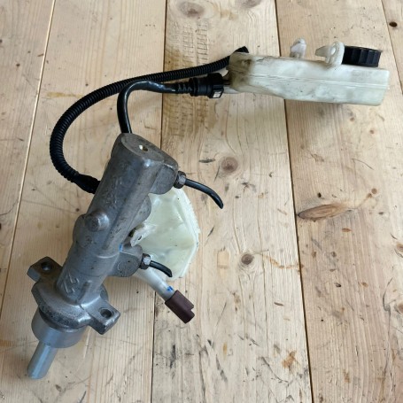 POMPA FRENI COMPLETA CITROEN - PEUGEOT DAL 2004 AL 2010