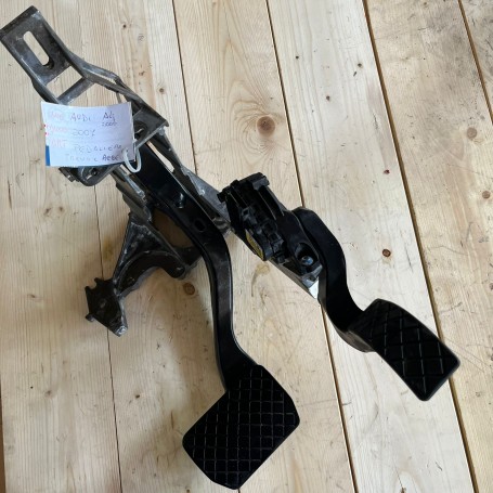 PEDALIERA ACCELERATORE FRENO AUDI A4
