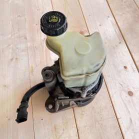 POMPA IDROGUIDA SERVOSTERZO RENAULT NISSAN 1.5/1.9 DAL 1998 AL 2007