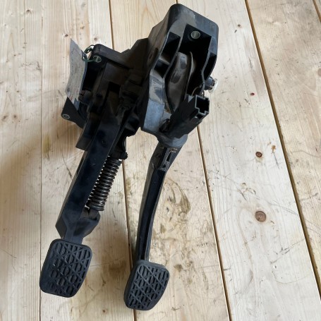 PEDALIERA FRIZIONE FRENO PER MERCEDES CLASSE A/B DEL 2005