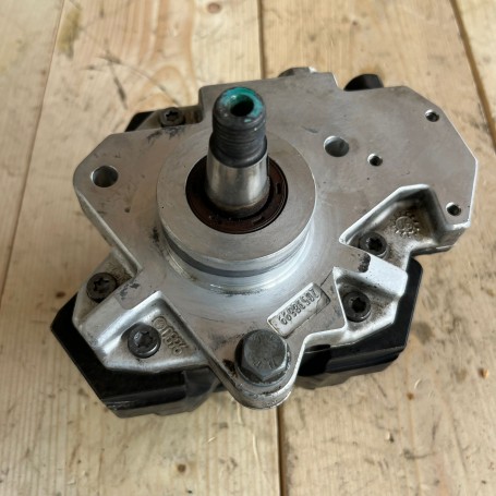 POMPA CARBURANTE JEEP CHEROKEE -CRYSLER VOYAGER