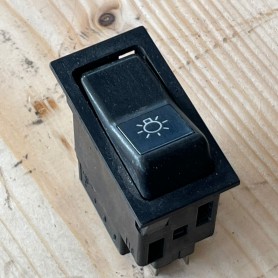 INTERRUTTORE PULSANTE TASTO FARI IVECO DAILY