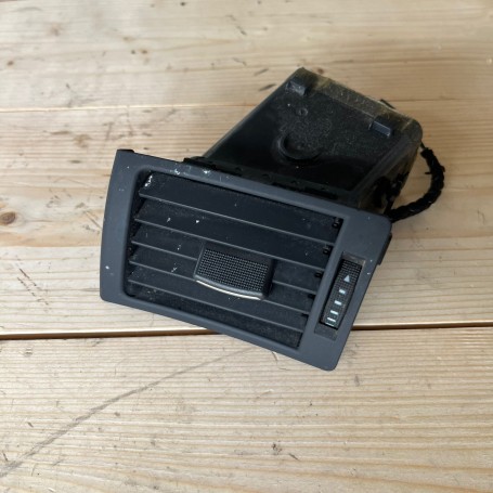 BOCCHETTA DIFFUSORE ARIA CONDIZIONATA SINISTRO AUDI A4 B7 DAL 2004 AL 2009