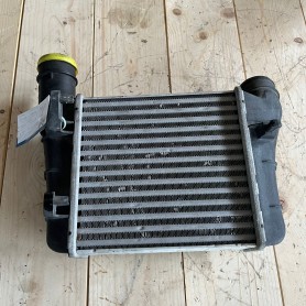 RADIATORE INTERCOOLER AUDI A4 (8ED-B7)