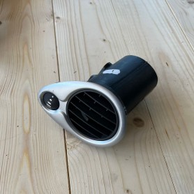 BOCCHETTA DIFFUSORE ARIA CRUSCOTTO LATO DESTRO RENAULT CLIO DAL 2005 AL 2012