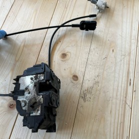 SERRATURA PORTA ANTERIORE DESTRA RENAULT CLIO DAL 2005 AL 2012