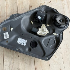 ALZACRISTALLI POSTERIORE DESTRO MERCEDES CLASSE A W169 DAL 2004 AL 2013