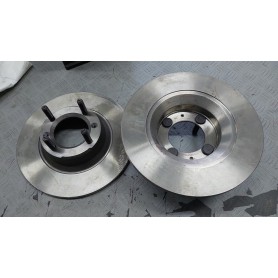 COPPIA DISCHI FRENO ANTERIORI ALFETTA 1.6 - 1.8 - 2.0 - CODICE ORIGINALE 60703487 SCAFF.325