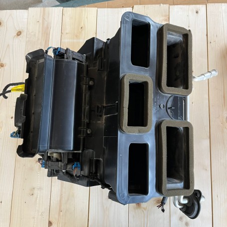 GRUPPO STUFA RISCALDAMENTO AUDI A6 DAL 2004 AL 2011