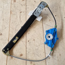 ALZACRISTALLO POSTERIORE DESTRO AUDI A4 DAL 2004 AL 2008