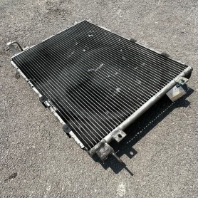 RADIATORE CONDENSATORE AC CON VENTOLA KIA SORENTO 1 DAL 2002 AL 2009