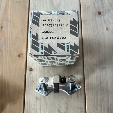 PORTA SPAZZOLE ALTERNATORE MEMBERS 025332