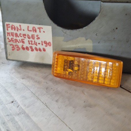 FANALINO FRECCIA LATERALE SINISTRO DESTRO MERCEDES E 200 W 124 190 W201