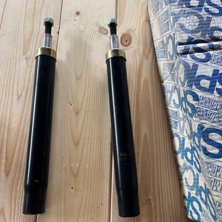 COPPIA AMMORTIZZATORI ANTERIORI VOLKSWAGEN GOLF 87 SCIROCCO