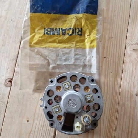 SUPPORTO ALTERNATORE LATO RADDRIZZATORI PER FIAT 850 COUPE'