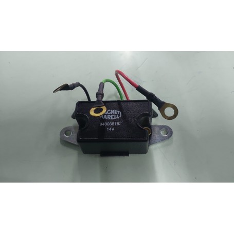 REGOLATORE DI TENSIONE MAGNETI MARELLI 940038182 CASSA 133/A