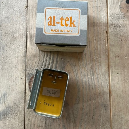 REGOLATORE ALTERNATORE AUTOBIANCHI FIAT ALFAROEMO LANCIA BMW FORD MERCEDES PORSCHE OPEL NSU ECC.