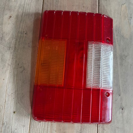 FANALE POSTERIORE DESTRO PEUGEOT 104 DAL 1976