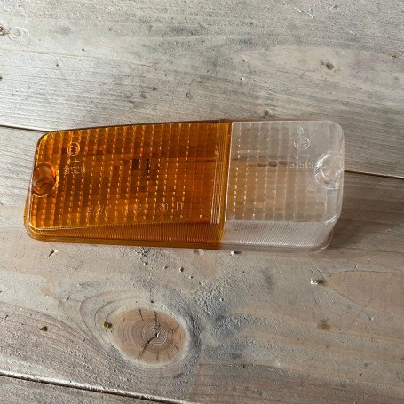 PLASTICA FRECCIA ANTERIORE DESTRA FIAT 132