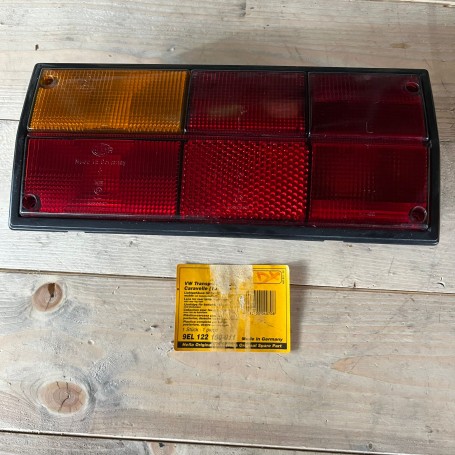 FANALE POSTERIORE DESTRO VOLKSWAGEN Transporter T25 / T3, Caravelle, Bus