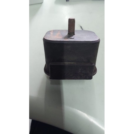 SUPPORTO MOTORE FIAT ARGENTA 131 132 242 - FIAT 7300199 CASSA 189/A