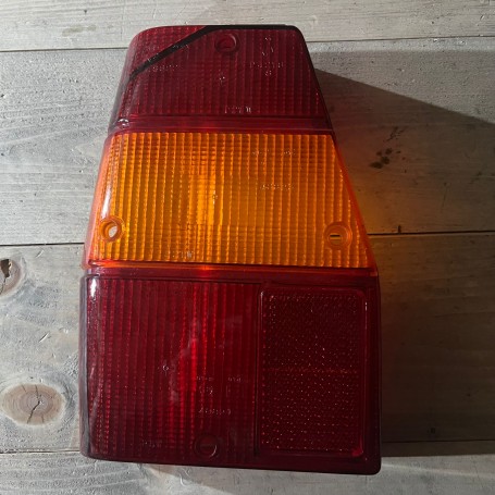 (A)PLASTICA FANALE POSTERIORE SX LANCIA DELTA HF INTEGRALE NUOVO