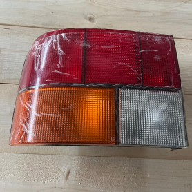 (A)FANALE POST. SX RENAULT R19 '89-'92 NUOVO