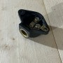 (A) HELLA Connettore a spina unipolare avvitabile 24V