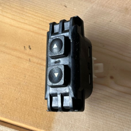(A) INTERRUTTORE PULSANTE ALZAVETRO DESTRO FIAT TIPO ORIGINALE