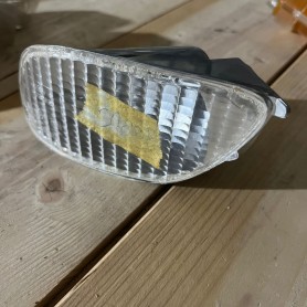 (A)FRECCIA FANALINO ANTERIORE SINISTRO BIANCO FOCUS DAL 1998 AL 2007