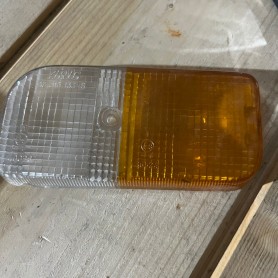 (A) Plastica fanale anteriore sinistro Renault R4 IV serie (dall'82)