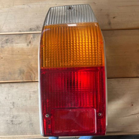 (A) FANALE POSTERIORE SINISTRO PEUGEOT 504 VEDI FOTO