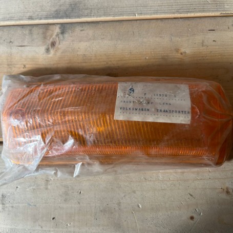 (A)PLASTICA ANTERIORE SX ARANCIO VOLKSWAGEN FURGONE DAL 1968