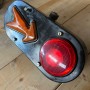 (A)FANALE POSTERIORE E FRECCIA AUTOCARRI D’EPOCA ANNI 30/50 CARELLO PER OM,FIAT 634, 626,LANCIA 3RO,ESATAU,ALFA ROMEO 1000 , 43