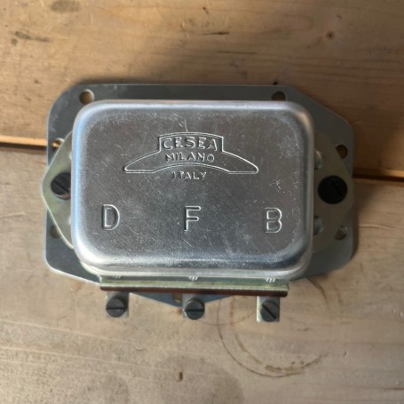 (A) REGOLATORE TENSIONE DINAMO CESEA per ALFA LANCIA FIAT EPOCA NOS NEW