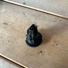 (A) PORTALAMPADA UNIPOLARE PER FANALI AUTO EPOCA Fiat 850, 1100D, 1300/1500