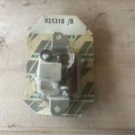 (A) PORTASPAZZOLE ALTERNATORE Menber’s 025318