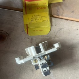 (A) REGOLATORE DI TENSIONE 12V ALTERNATORE BOSCH ISKRA COLLETTORE 32mm