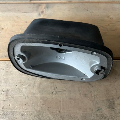 (A) Cuffia fanalini anteriore Fiat 850T familiare