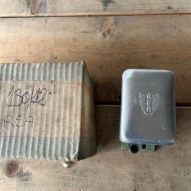 (A) REGOLATORE DI TENSIONE REA PER AUTO D'EPOCA
