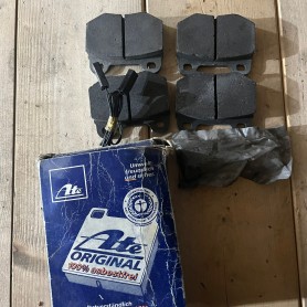 KIT 4 PASTIGLIE PER ALFA ROMEO GIULIETTA - ALFA 75 TD 1983 AL 1990