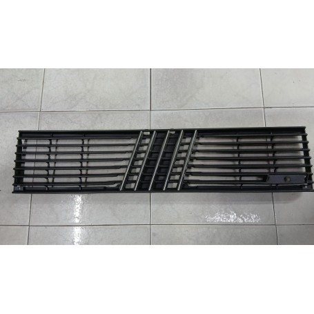 MASCHERINA GRIGLIA ANTERIORE FIAT PANDA 750 - 4X4 - SCAFF.DISCHI SOPRA