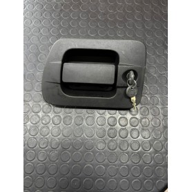 MANIGLIA PORTA ESTERNA DESTRA PER IVECO EUROCARGO STRALIS 03-07 SENZA CHIAVE DISPONIBILE MARCA COVIND 540/193. CASSA 103/A
