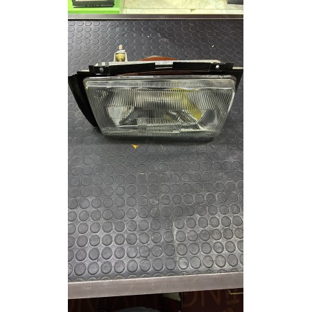 FARO FANALE ANTERIORE DESTRO PER FIAT 131 PRODOTTO NUOVO CODICE ORIGINALE 4423802 . CASSA SCAFF FARI PIAN 16