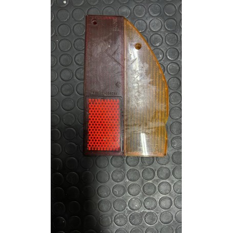 FANALE POSTERIORE DESTRO ALTISSIMO PER LANCIA BETA BERLINA MK2 1979. RICAMBIO ORIGINALE, CODICE LPD438 – 255036,