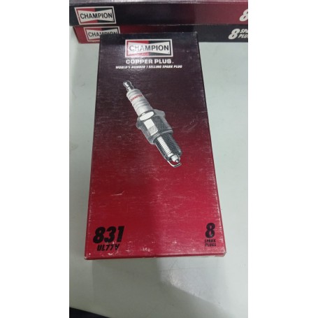KIT 8 CANDELE MARINE CHAMPION UL77V EQUIVALENTE NGK BUHXW-1 PER MOTORE FUORIBORDO